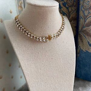 贅沢なジュエリーレトロなチョーカー女性のファッション小麦パターンデザイナーネックレス高品質ダイヤモンドinlaid鎖骨チェーンの女性のネックレス