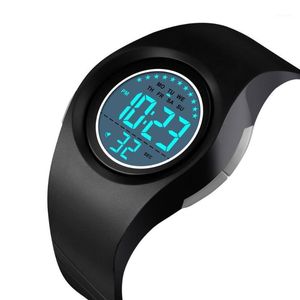 腕時計SKMEI子供用防水時計男の子女の子LEDデジタルスポーツ時計プラスチックキッズアラームの日付カジュアル選択ギフト