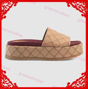 Fashion Platform Tofflor Kvinnor Scuffs Flat Sandals Designer Sliders Sandaler Lyxig designers Skor Thong Sandalias Wedges Slide Flip Flops