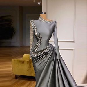 2021 Designer Evening Dresses Charming Grey Long Sleeves Major Beading Pearsl Sequins Satin Prom Gowns Ruffle vestidos de fiesta Formal Party Dress