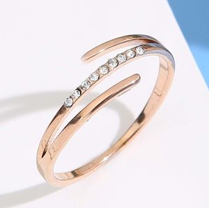 Spiral nageltitan stål ring kvinnlig minoritet design ins trendig netto röd diamant pekfinger mode personlighet cool stil