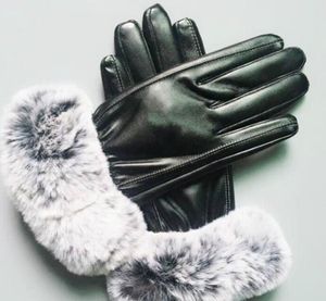 обогревательные перчатки оптовых-Европейский и американский дизайнер бренд ветрозащитный кожаные перчатки леди сенсорный экран кролика меховой ртом зимний тепловой ветер стиль