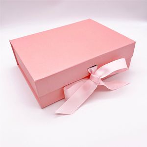 High End Paperboard Pink Folding Gift Wrap Rigid Magnetic Closure Packaging Box For Underwear Clothing Cosmetic
