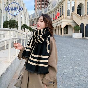 Scarves Dianruo High end designer halsduk kvinnlig varp stickad khaki brev dekorativa sjal mångsidig vinter varm Q532