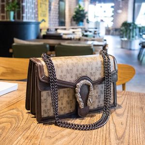 Wholesale classic mini for sale resale online - Hot Sale Ladies Clutch Classic Handbags Chain Ttrap Mini Bags Fashion Shoulder Bags Underarm Bag Simple Retro Bags