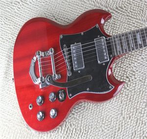 高品質のSGギターが付いているモデルのエレクトリックギターの透明な赤