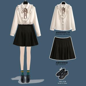 Dwie kawałek sukienka Ichoix dziewczyna Oiutfits White Shirt Chór Student Set Odzież Graduation Uniform Casual Kobiety Mini Spódnica