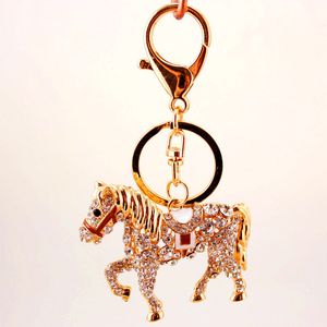 Leuke Diamond Studded Pony Vorm Auto Sleutelhanger Party Gunst Vrouwelijke Tas Accessoires Metalen Hanger Craft Kleine Geschenken