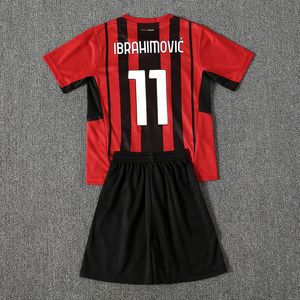 venda de kits de futebol venda por atacado-21 Kit Kit Kit de futebol Jersey Ibrahimovic Brahim Menino Futebol Camisa Rebic Theo Casa Infantil Futebol Uniforme à venda