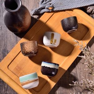 Kubki Retro Sake Wino Ceramiczne Kubek Tradycyjny Vintage Teacup Małe Kreatywne filiżanki Japońskie Styl Ręcznie Malowana Porcelanowa