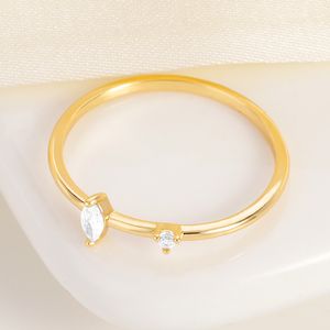 anillos de compromiso corea al por mayor-Nuevo anillo fino de zircón de oro para las mujeres corea simple pareja geométrica compromiso fiesta de moda accesorios de joyería al por mayor
