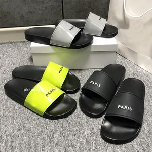 slide flip flops womens venda por atacado-2021 moda slide sandálias chinelos para homens mulheres com caixa original designer quente unisex beach flip flops chinelo qualidade superior