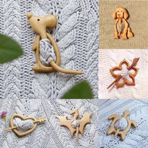 wooden pins venda por atacado-Pins broches de madeira forma animal broche design criativo clipe de camisola para as mulheres pingente de jóias acessórios presente