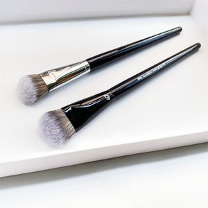 Pro Angled Foundation Makeup Brush Miękkie Czarne Ciecz Konstrukcja Blending Beauty Cosmetics Blender Tools