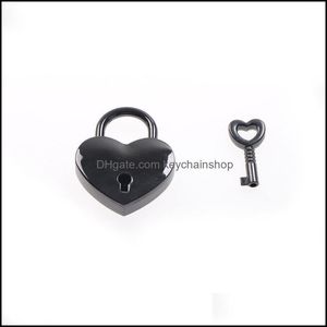 Keychains Fashion Aessories Pc Vintage Car King Ring Padlock Heart Shape Key Tiny Suitcase Crafts Lock Set Lovers Locks Gifts Presents Drop