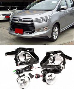 Dimlampor för Toyota Kijang Innova Rensa halogenlampa H16 V W Front Fog Lights Bumper Lamps Kit