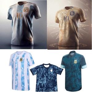 argentina futbol tişörtleri toptan satış-Arjantin Hatıra Sürümü Erkekler Çocuk Kiti Soccer Jersey Retro Maillots De Ayak Maradona Özel Rozet Messi Erkekler T Shirt