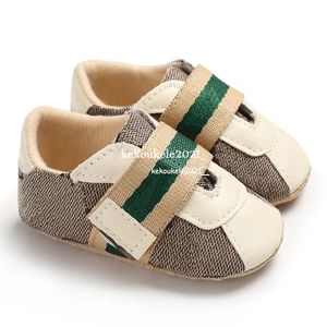 Baby Boys Girls Toddler Första Walkers Sneakers Moccasins Soft Soled Crib Footwear Nyfödda spädbarnskor för barn