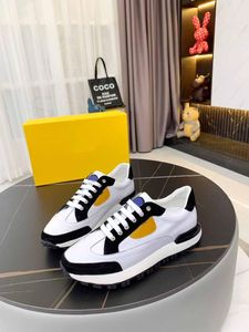 Designer Märke Mäns Casual Shoes Business Sport Fashion Classic Äkta Läder Material Andas och bekvämt Fårskinn Foder med låda