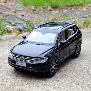 Volkswagen bilmodell Tiguan SUV dö gjuten metalllegering barns avtagbar akusto optisk leksaksbil skala