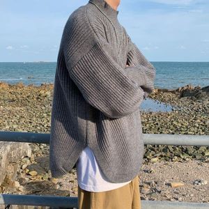 ingrosso alta maglione fessura-Autunno inverno maglione uomo mezzo collo alto coreano pullover sciolto pullover solido colore fessura moda abbigliamento maglioni da uomo