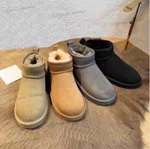 slipper boots women toptan satış-Avustralya Kadınlar Sıcak Bayan Erkekler Boot Mini Çizmeler Bailey Inter Tam Kürk Toka Kar Yarım Diz