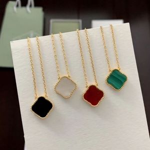 Klassisk designer halsband mode elegant fyra klöver halsband gåva för kvinna smycken skal pendlar hög kvalitet med låda
