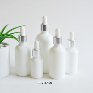 1oz plastik şişe kapakları toptan satış-Beyaz cam damlalık şişe ml ml ml plastik gümüş kap oz esansiyel yağ şişeleri ile ml