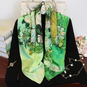 grüner hijab. großhandel-Wunderschöner Rosendruckschal cm Luxusschals Kerchief Seide Schals Schal Wraps Hijab Grüne Kopftuch Multifunktions Halstuch Schalldämpfer