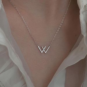 Korean Style W Letter Necklaces For Women Zircon Crystal Choker Necklace Collar Chain Vintage Jewelry Bijoux Chokers