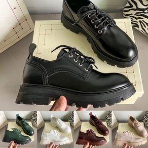 Solid color shiny spazzolato calf leather lace up boot round toe rubber sole shape seal logo High waterproof platform relief womens shoe bottom Wander Boots