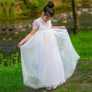 Boho CHIC Flower Girl Sukienki Vintage Krótkie Rękawy Junior Druhna Sukienka Długość podłogi Czeski komunia dla małych dziewczynek