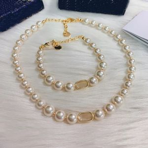Wholesale pearl necklace resale online - Fashion Pendant Necklaces Gold Pearl Necklace Bracelets Chokers for Lady Women Party Wedding Lovers Gift Jewelry for Bride with Box HB0605