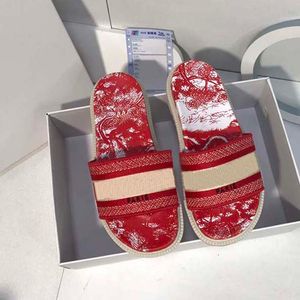 Wholesale sneaker design show for sale - Group buy Designer shoes slipper Sneakers Sandals for Women This is fashionable youth slippers specially designed ladies A variety of color options show a girlish feeling