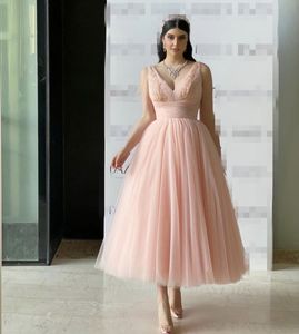 Coral Formal Evening Dresses Wear Party Prom Gowns Labourjoisie Middle East Dubai Arabic Tulle Lace Deep V Neck Backless Tea length