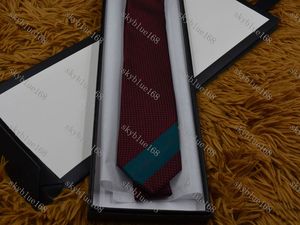 Top designer tie men high grade silk business necktie small Little bee print work clothes wedding gift ties G01
