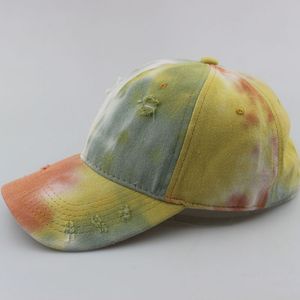 Mäns och Kvinnors Tie Dyed Hat Gradient Färg Gammal Hål Baseball Keps Koreanska Tvätt Toppade Hattar Style T2i52275