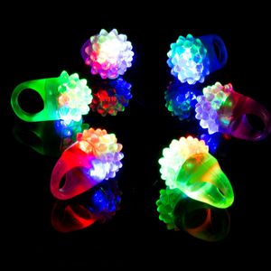 halka floresan ışığı toptan satış-LED Eldiven Halka Işık Çilek Işık Floresan Yanıp Sönen Silikon Yumuşak Kauçuk Yüzük Parmak Işıkları
