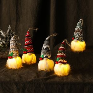 feen und zwerge großhandel-Weihnachtsdekorationen Spielzeug LED Gnome Pop Aufhänger Santa Pluche Tree Dekorationen Dekorative Button Ornament Jahr Märchen
