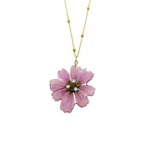 Hand made purple real Coreopsis Daisy Prsed Flower in uv rin charms necklace jewelry nature
