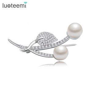 Wholesale luoteemi for sale - Group buy Pins Brooches LUOTEEMI High Quality White Simulated Pearl Zircon Women Decorative Flower And Pins For Wedding Bouquet