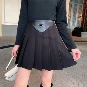 siyah kısa kollu elbiseler toptan satış-Kadınlar Casual Elbiseler Lady Ince Kısa Etek için Pileli Etekler Dış Giyim Bahar Sonbahar Dipleri Elbise