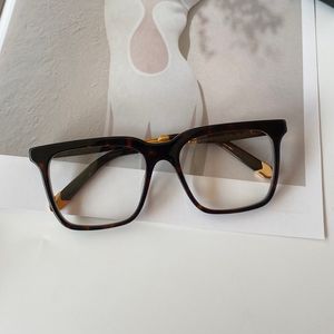 metallblech großhandel-Herren Sonnenbrillen Eyewear Accessoriesthe High End Gläser Qualitätsplattenrahmen Tempel bestehen aus mehreren mittleren Blechteilen und Metallzubehör um hervorzuheben