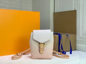 sevimli çanta sırt çantaları toptan satış-Tasarımcı Mini Tiny Sırt Çantaları Lüks Çantalar Telefon Çanta Moda Kadınlar Omuz Değişim Çantası Kızlar Sevimli Geri Çiçekler Ile Çiçekler Yüksek Kalite HASP