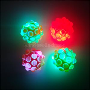 zıplayan ışıklar açtı toptan satış-LED Işık Topu Fidget Oyuncak İtme Kabarcık Oyuncaklar D Sıkıştırma Topları Zıplayan Sıkma Topu Squishy Işıkları Yukarı Duyusal Fidgets Toptan CDC08