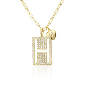 trendy gold chain design for women venda por atacado-Design na moda jóias cor ouro alfabetos letra oco colar camisola cadeia de cobre zircão pingente mulheres presentes