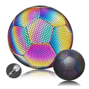 karanlık topları parlatın toptan satış-Holografik Futbol Topu En Kaliteli Yansıtıcı Futbol Boyutu Erkekler Gece Eğitim Futbolları Karanlık Topları Glow Boys Hediye