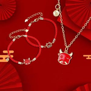 National Style Smycken Fortunes Cow Red String Armband Chinese OX Year Tradition Lucky Välsignelse Rope Halsband Charm Armband
