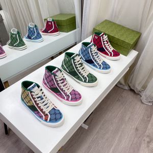 bej kadınlar rahat ayakkabılar toptan satış-2021 Tasarımcılar Tenis Sneaker Tuval Luxurys Ayakkabı Bej Mavi Yıkanmış Jakarlı Denim Kadın Ayakkabı Kauçuk Taban İşlemeli Vintage Rahat Sneakers kutusu Boyutu ile