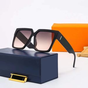 Designers Sunglasses Men s and women s Fashion sun glasses outdoor light blocking UV protection glasses beach eyeglasses square frame shows small face style nice